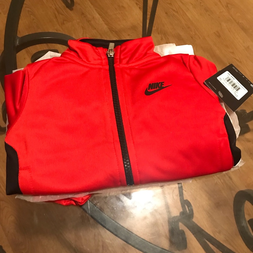 🌺🌸Nike athletic suit
